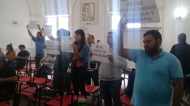 PROTESTA. En el HCD reclamaron contra el cierre de profesorados..