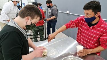 En la Casa de Desarrollo Humano, con el Programa Sembrando Conciencia. Los acompañamos potenciamos y le damos todas las herramientas para que estén preparados en el futuro y vivir la vida que ellos quieren. TABARÉ FERNÁNDEZ BERNENGO / @tabarefernandez..
