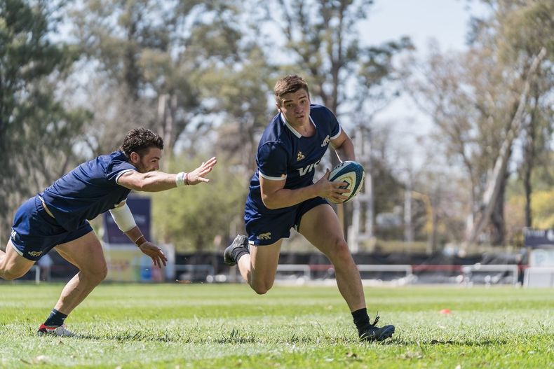 Alumni podrá tener a Santiago Pernas luego de su semana como jugador de Desarrollo con Los Pumas.