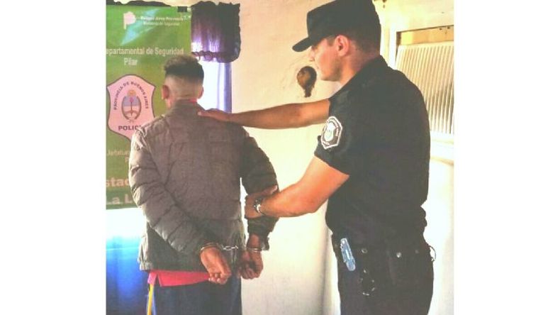 El detenido, en la dependencia policial..