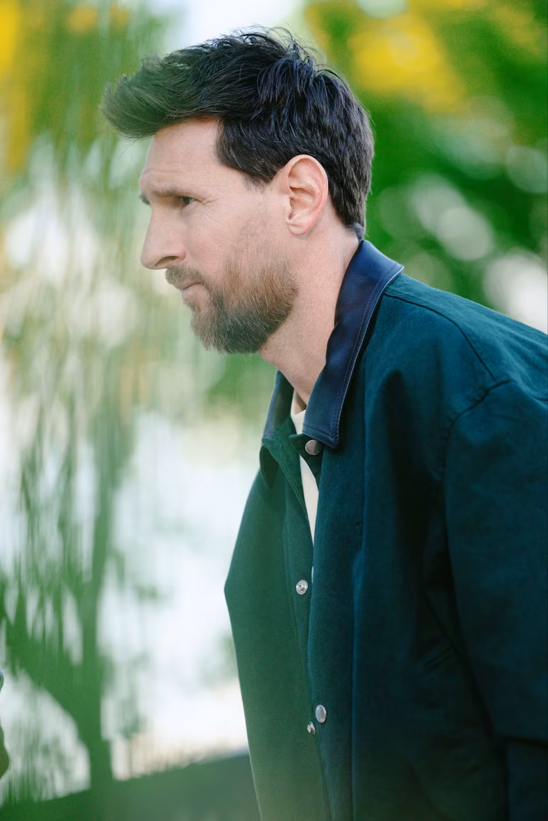 Este martes Messi volverá a jugar con la camiseta albiceleste. (@Argentina).