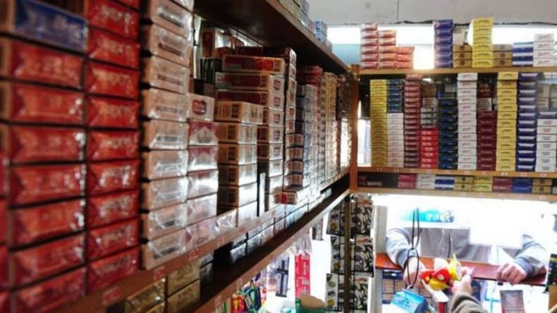 REGRESO. Los atados empezaron a llenar nuevamente las vitrinas de los kioscos..