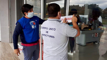Otro supermercado clausurado por exceder los precios máximos