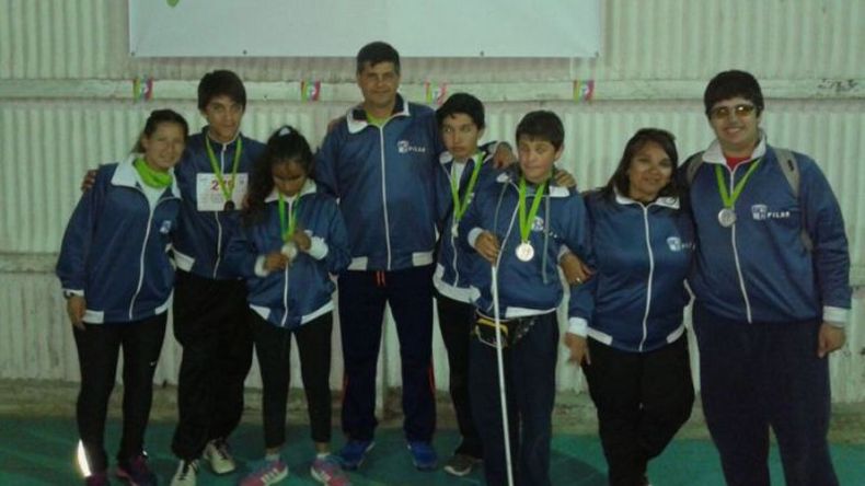 PLATA. El Torball de Pilar le dio la quinta medalla a la delegación de Pilar..