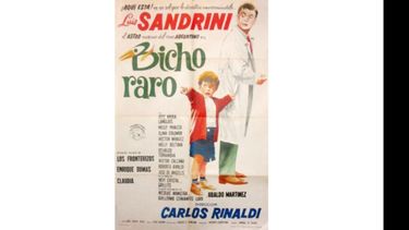 Afiche de “Bicho Raro”, la película que llevó a Derqui al cine..