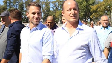 COMPAÑÍA. Federico Achával, ayer, con el intendente de Lomas, Martín Insaurralde..