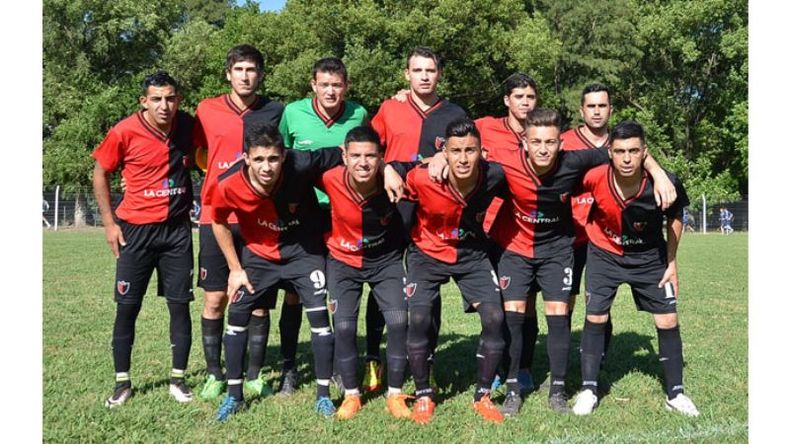 PREPARATIVOS. La base del equipo de Derqui jugará elFederal C..