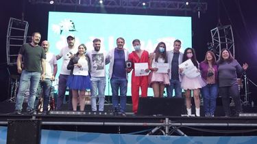 los alumnos del ultimo ano tambien tuvieron sus puestos escolares