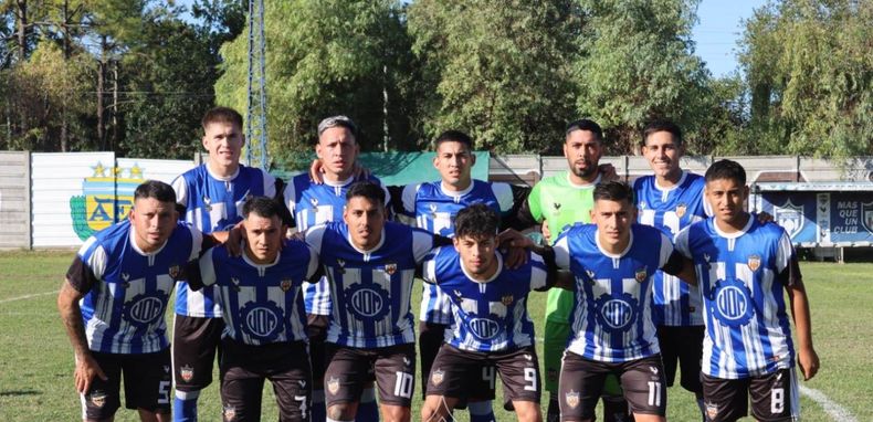 EQUIPO. Metalúrgico logró un triunfo clave para ser puntero.