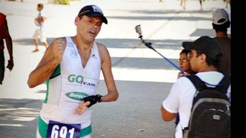 (atletas.info). Olijavetsky representó al Go Team en Mendoza..