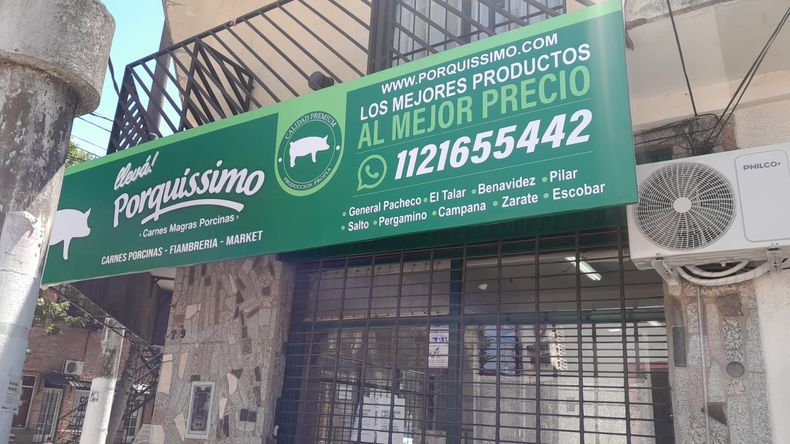 Porquíssimo abrió sus puertas a principios del mes de febrero en 11 de septiembre y Lorenzo López.&nbsp;