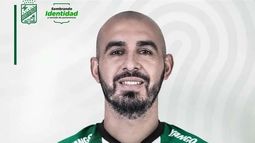 Marcos Riquelme fue presentado en las redes del club de Santa Cruz de la Sierra.