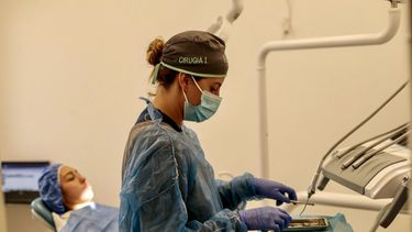 SERVICIO. El Hospital odontológico está en Maipú al 1.600.