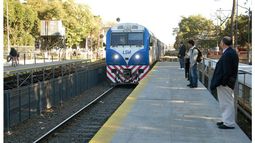 SERVICIO. El tren San Martín con servicio reducido todos los días..