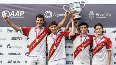 CAMPEÓN. La Irenita hizo valer sus 5 goles de diferencia para quedarse con el título.