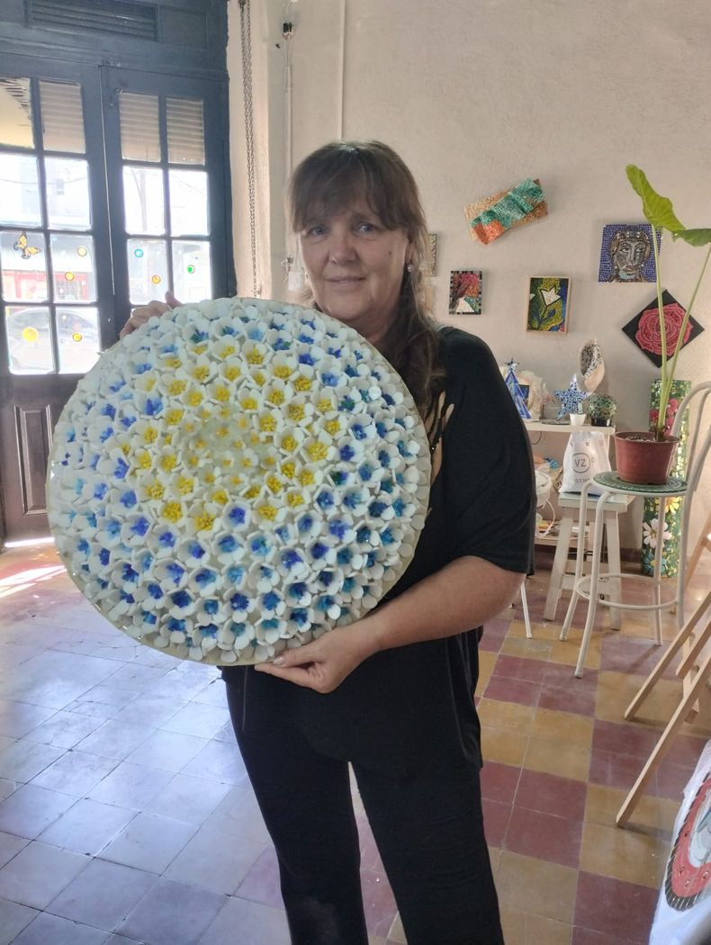 La obra de Silvia Kuhn que hoy está colocada en el Cementerio de Darwin.