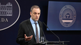 Manuel Adorni presentó un extenso escrito y declaró que el dinero en efectivo que tenía provino de ganancias obtenidas antes de ser funcionario.