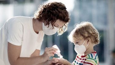 Crean protocolo para atención de casos de Covid-19 en niños y adolescentes
