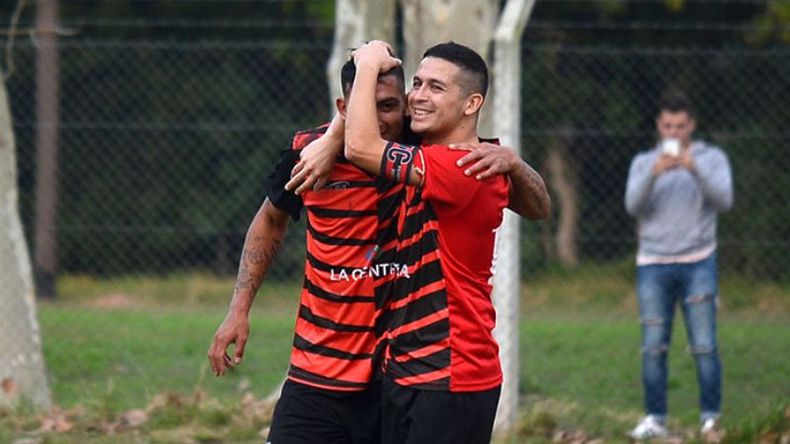 RÍE. Juanjo Riquelme anhela sumar fuerte en Villa Rosa..