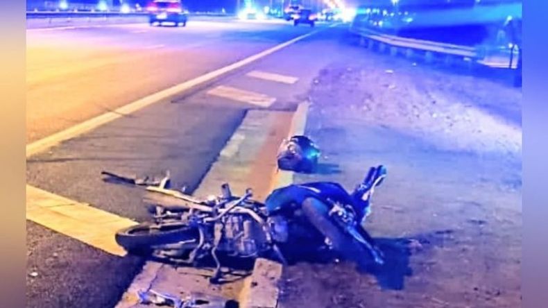 El accidente se produjo en el kilómetro 55 de la Panamericana, mano a CABA. Foto @juancaimpacto.