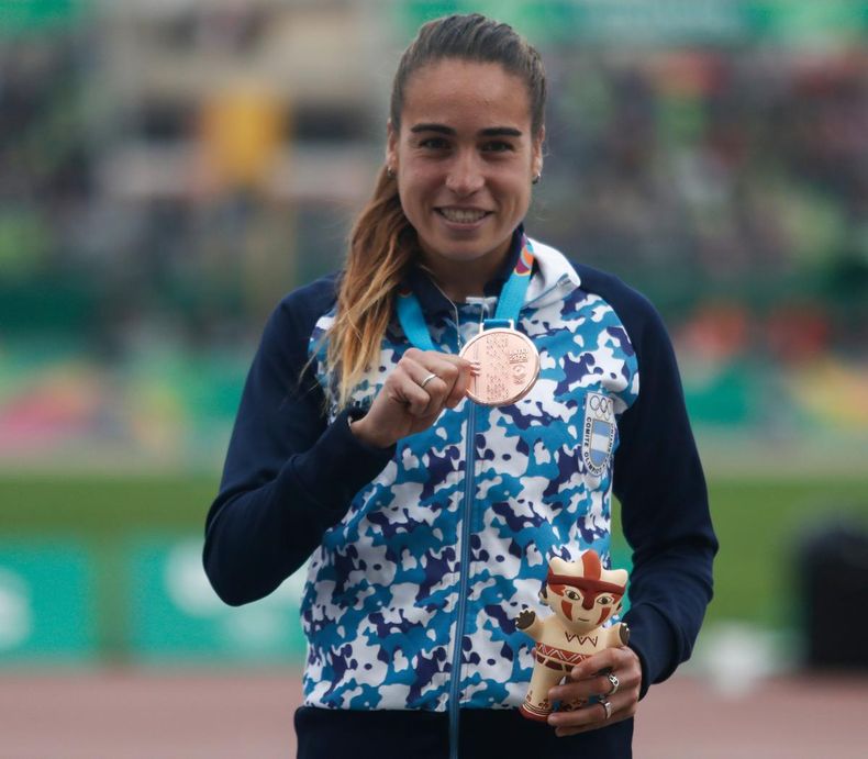 Belén Casetta fue medalla de oro con récord Panamericano en los 3 mil metros con obstáculos a 7 meses de ser mamá.