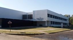 El edificio de la secundaria Nº10 se inauguró en 2015. .