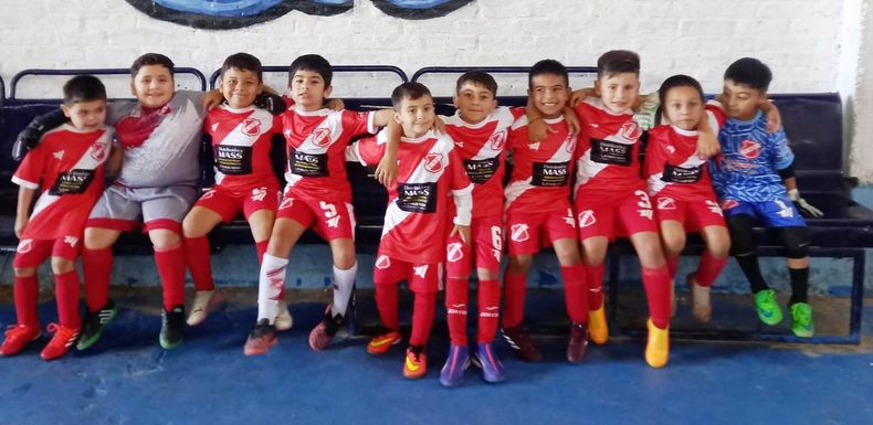 BENJAMINES. La categoría 2018 de Sportivo hizo su debut oficial en la Liga Argentina.