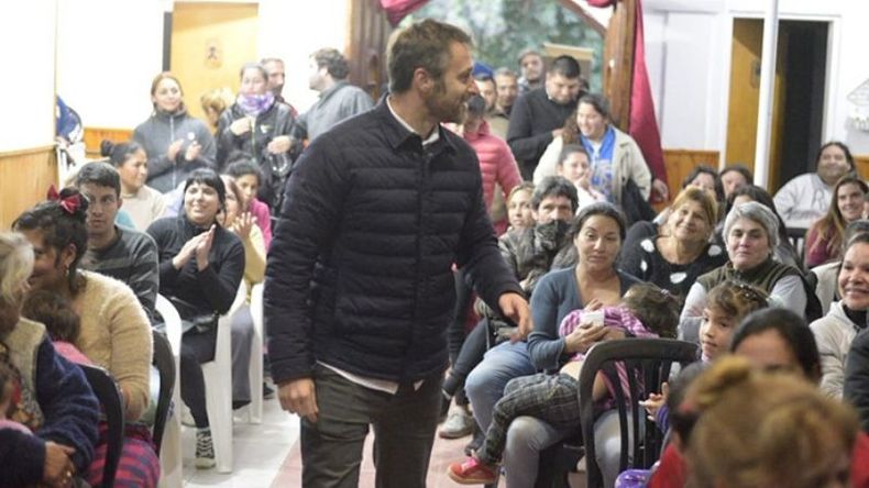 UNIDAD. Achával participó ayer de un taller de economía familiar..