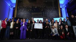 DISTINCIÓN. Autoridades de la Cámara entregaron la distinción al Equipo Argentino de Antropología Forense