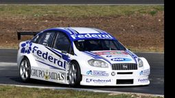 Milla sigue firme
