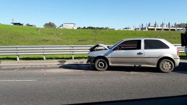 Uno de los autos involucrados en el choque..
