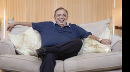 REFLEXIÓN. Zúccaro analiza los cambios que presentará en el gabinete..