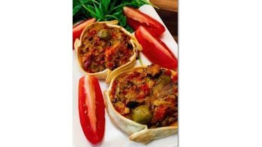 La receta semanal de Cala. Hoy: Tartinas de jurel, tomate y morrón. .
