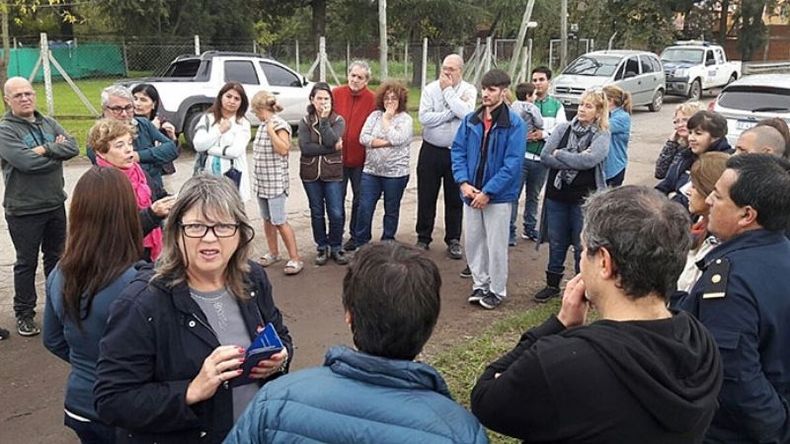 ZONA CALIENTE. Semanas atrás vecinos de Villa Alpina se reunieron por los delitos..