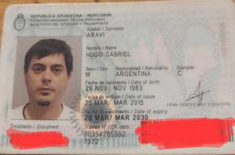El día de ayer (por el lunes) encontré este de DNI. Me gustaría hacérselo llegar a su dueño. Le mandé msj por face pero aun no responde. Juniors Cabrera.