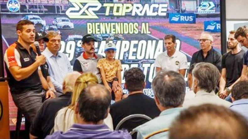 LARGADA. Diego Azar habló en la presentación de la temporada.(Foto: Top Race)..
