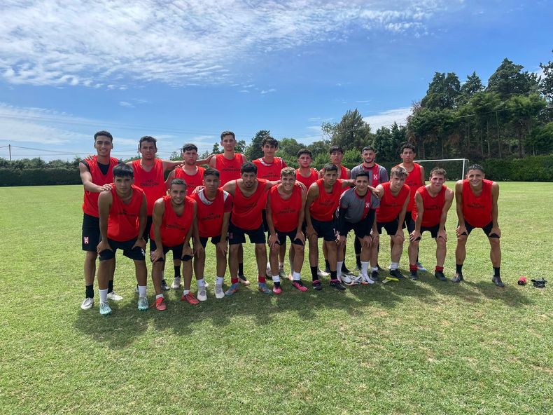 Atlético Pilar regresa a AFA luego de 44 años recibiendo a Náutico Hacoaj.