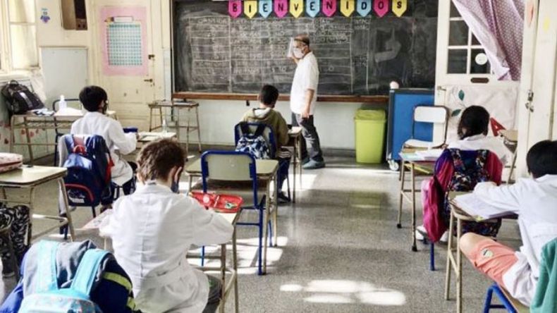 MÁS CLASES. El programa ya comenzó en algunos municipios..