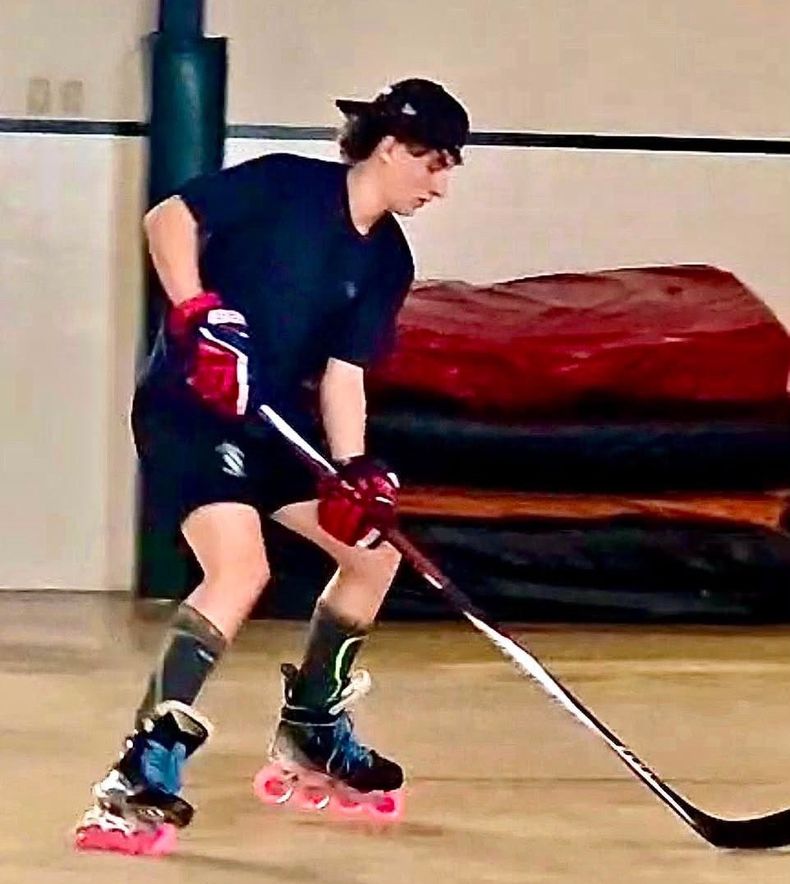 roller hockey Neon