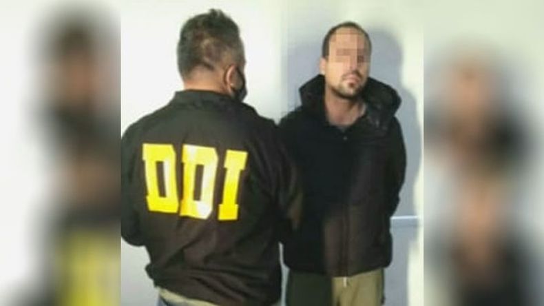 El detenido tiene 28 años y trabajaba como encargado del lugar. .