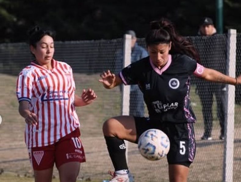 Las Reinas mostraron solidez defensiva en la Comunidad Deportiva.