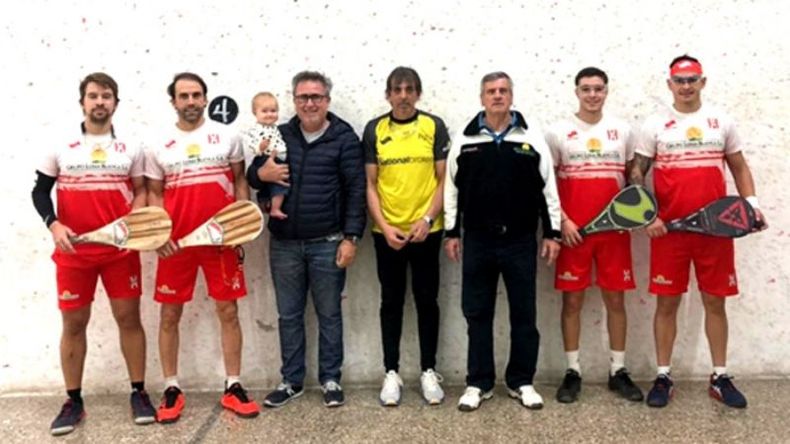 DUELO. Andreasen y Bilbao (Pilar A) enfrentan a Andrés y Alfredo Villegas (Pilar C)..