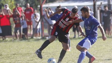 Villa Rosa goleó 3-0 a Unión en cuartos..