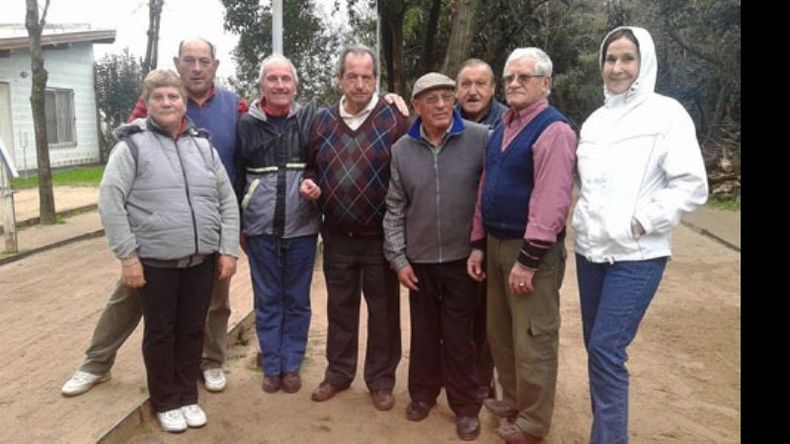 Las parejas que compitieron en la etapa Municipal del Tejo, en el Círculo San Luis..