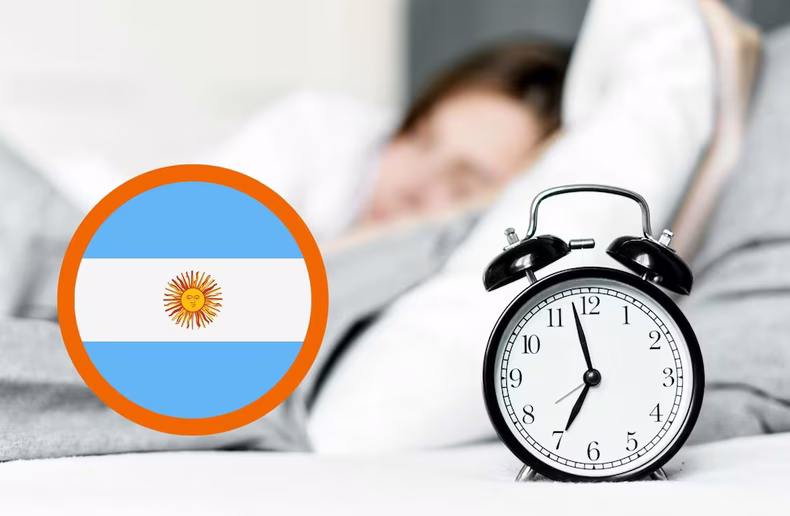 ¿Cambia de huso horario en Argentina? (Vía País).