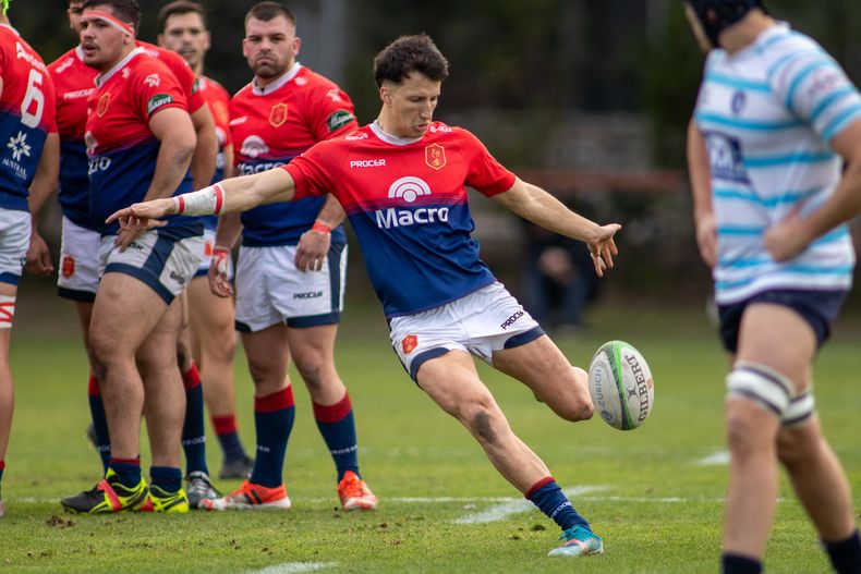 Deportiva Francesa buscará recortar distancia hacia un lugar en los playoffs.