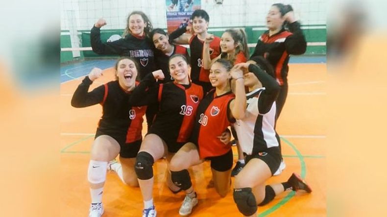 Festejo de la Sub 17 de Derqui..