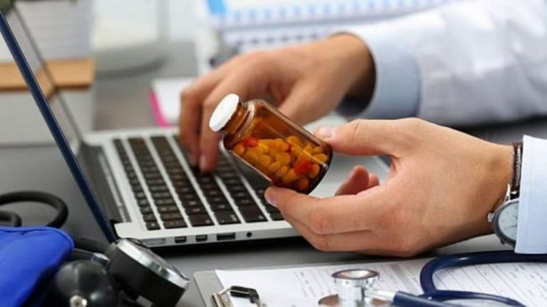 MÁS ÁGIL. Los profesionales deberán registrarse para emitir la receta. .