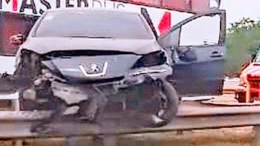 El automovilista solo sufrió lesiones leves. Foto @juancaimpacto.