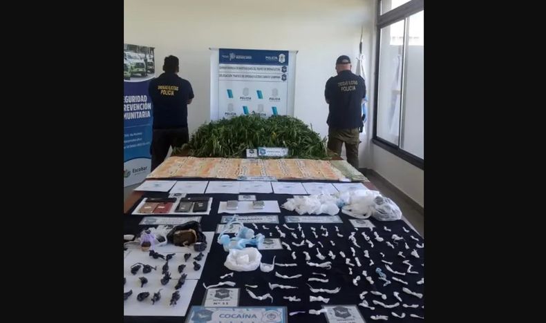 La droga secuestrada por la policía en Del Viso y Garín.